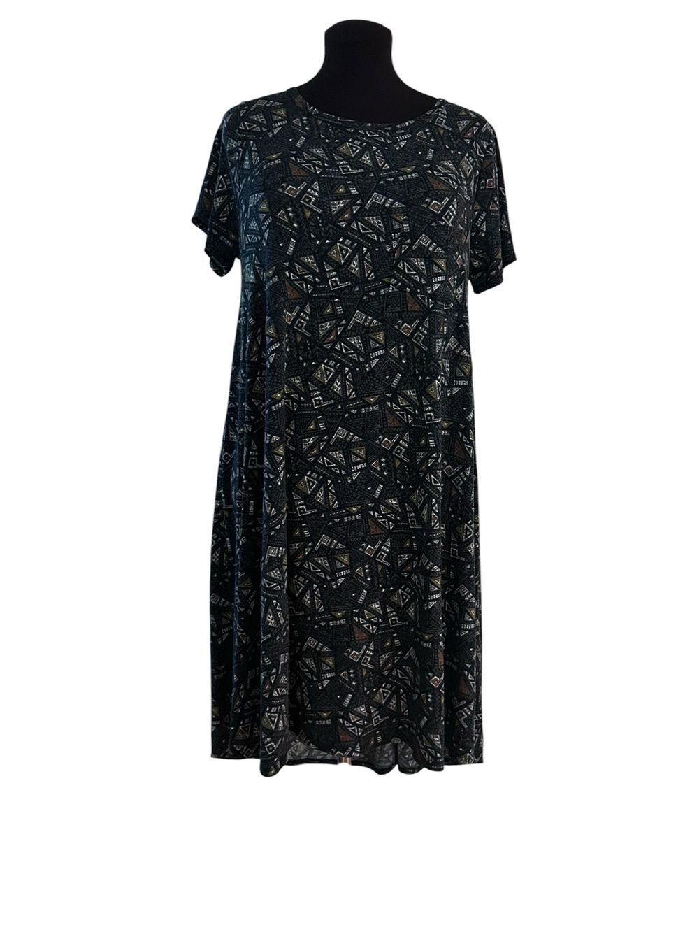 New LuLaRoe M Carly Swing Dress Black Gray Geometric New NWT 10-12